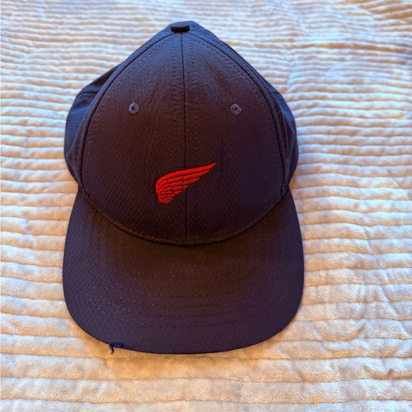 Red Wing Shoe Company | Men’s Adjustable SnapBack Hat - Picture 2 of 7